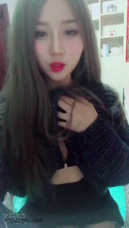 极品绿播女神奶茶妹妹微信露脸8部合集 [103M]