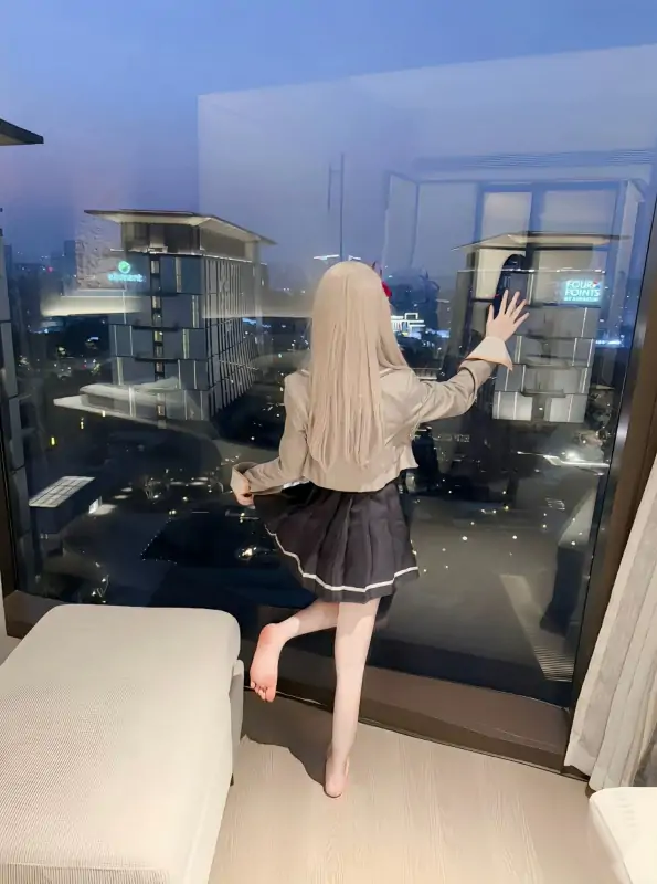 幼水若若 合集下载 [24P+13V/473.94MB]